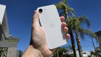 iPhone 16e